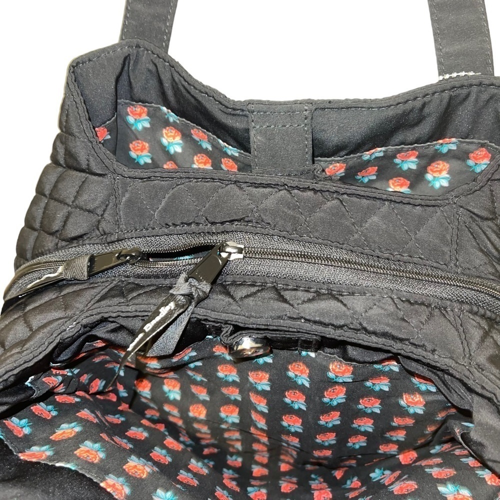 NWT Vera Bradley Vera Bradley logo tag black Quilted Woman Bag - Picture 6 of 8